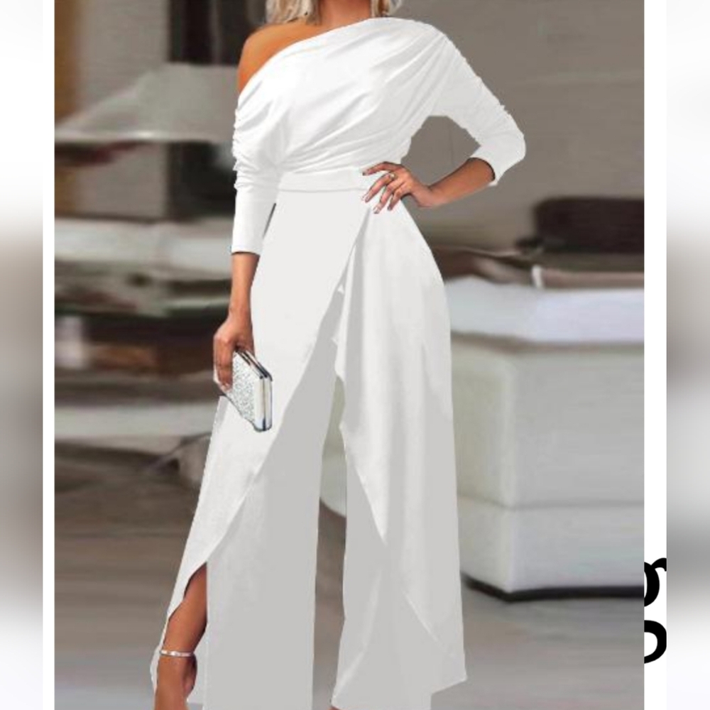 ChicME White Off-Shoulder Split Hem Wide Leg Jumpsuit, Size M, NWOT.